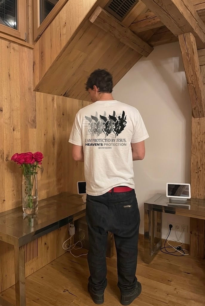 Heaven's Protection – Christliches T-Shirt von SentByHeaven (Bild 3)